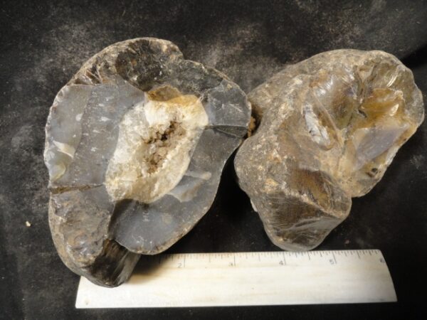 Black Skin Agates